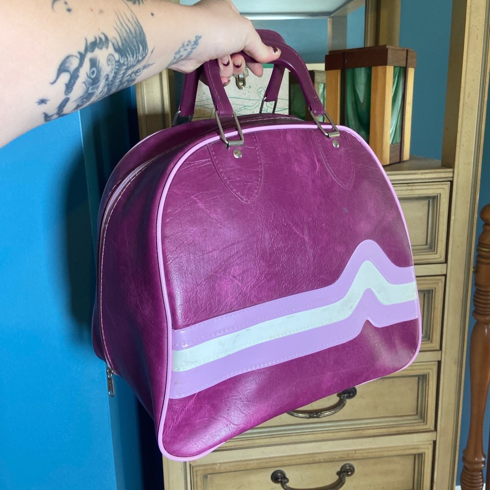 Vintage 1970s purple and white bowling bag by Don Carter.